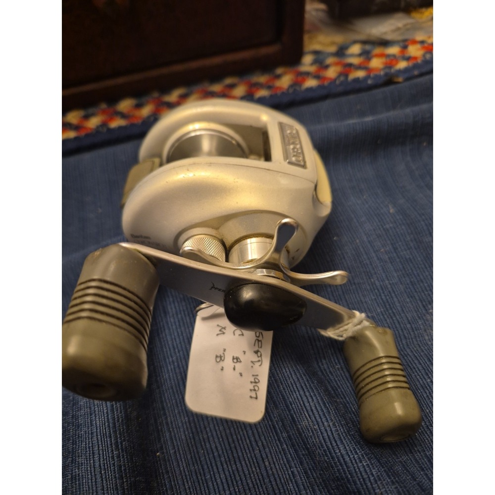 Shimano Chronarch Bantam 100-6 Bearing Fishing Reel Baitcasting